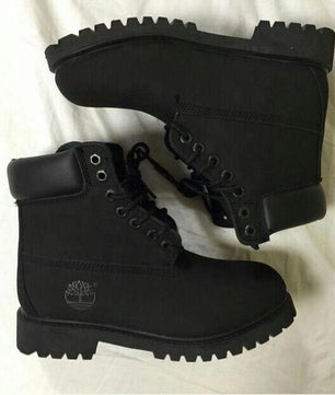 TIMBERLAND PREMIUM ( Dans le carton avec accessoires )