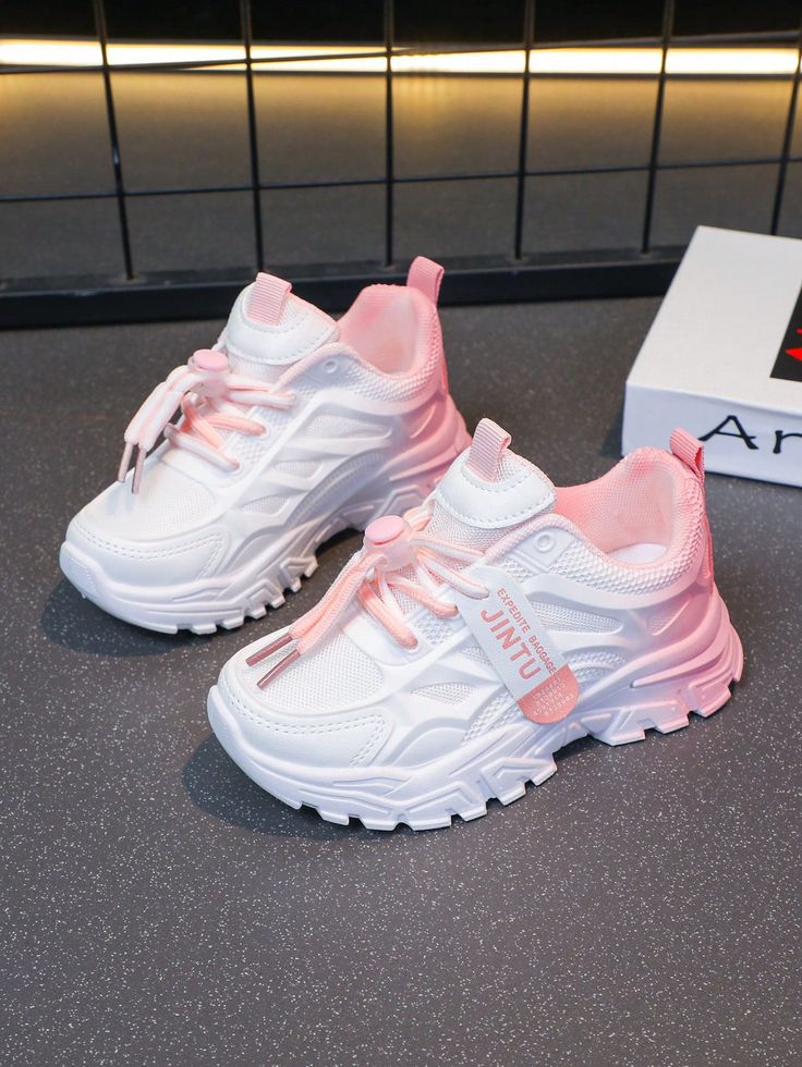 Nouvelle chaussures de sport