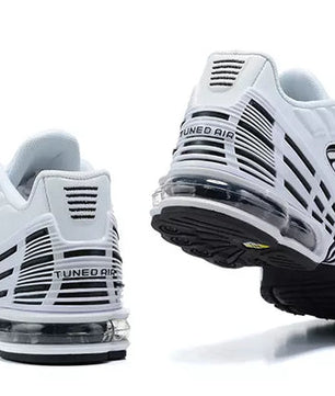Air Max Plus Light Smoke Grey Metallic Silver 3