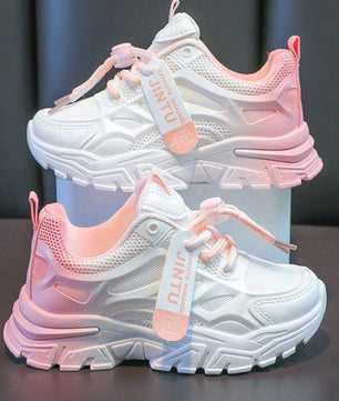 Nouvelle chaussures de sport