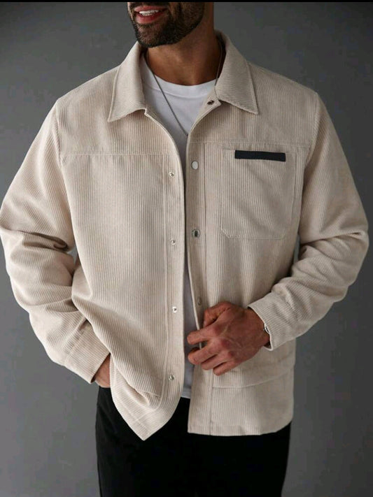 Veste décontractée boutonnée à poches sur le devant pour homme Manfinity Homme, grande taille