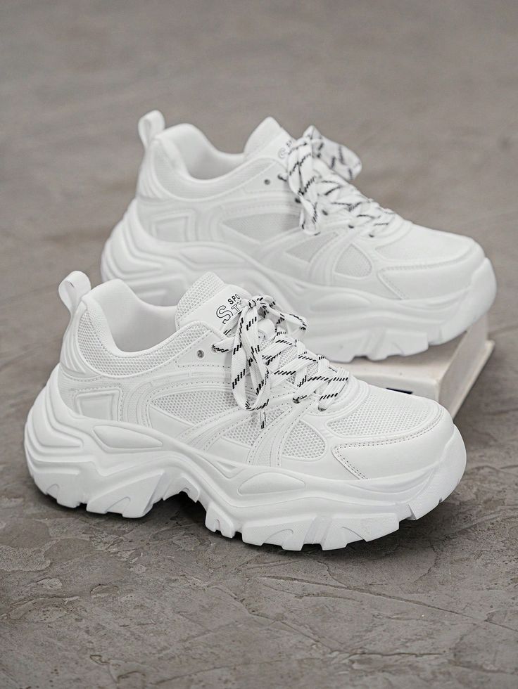 Nouvelle chaussures de sport