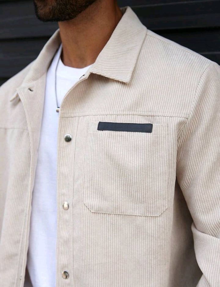 Veste décontractée boutonnée à poches sur le devant pour homme Manfinity Homme, grande taille