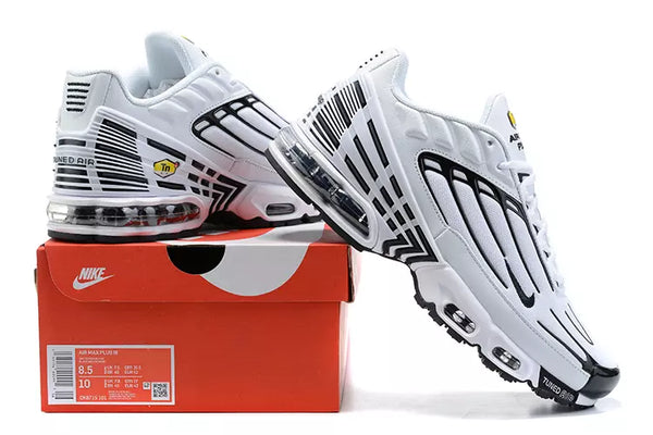 Air Max Plus Light Smoke Grey Metallic Silver 3